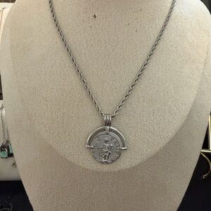 Elegant Silver Pendant Necklace